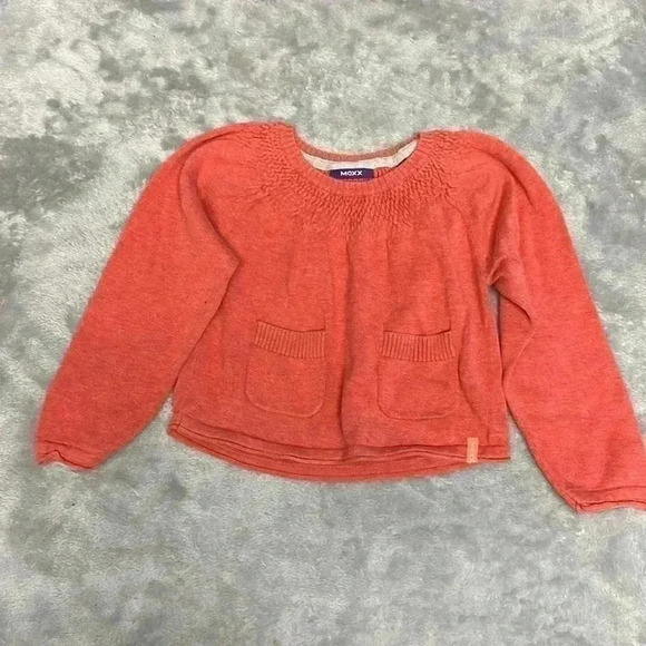 Mexx Other - Mexx - Coral knit pullover sweater. Size 24 to 30 months